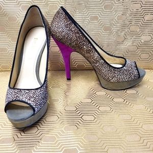 Enzo Angiolini Peeptoe Colorblock leather heels 7.5m